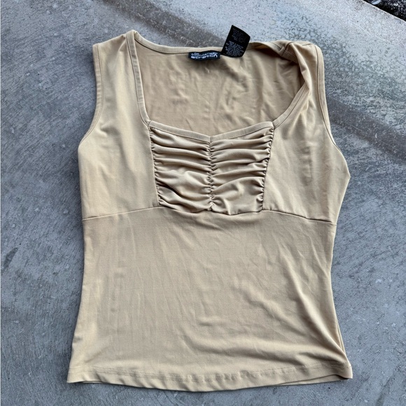 Tan / cream ruched tank top, No Boundaries Stretch brand small medium - Picture 1 of 3